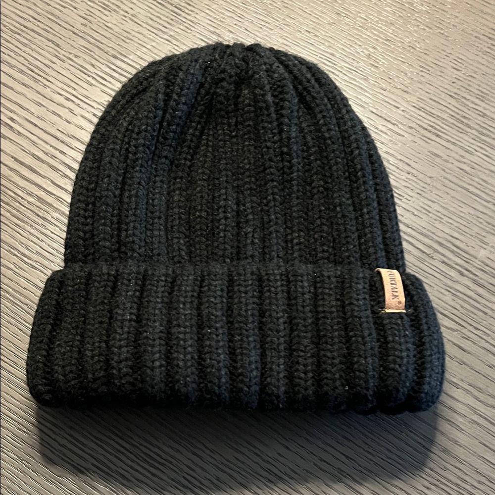 Furtalk Black Knit Beanie